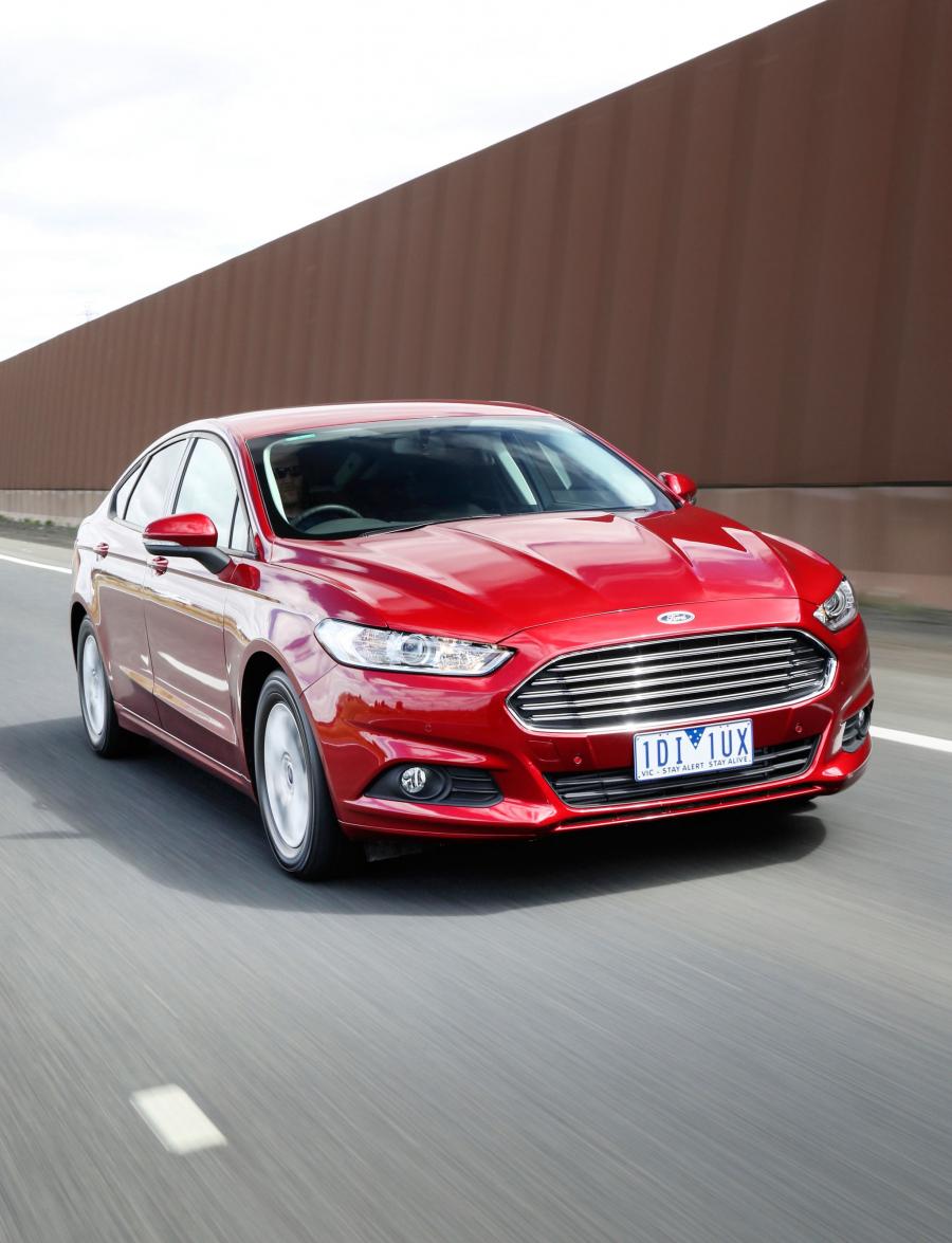  Ford Mondeo Hatchback 2015 года  (AU) (фото 4 из 15)